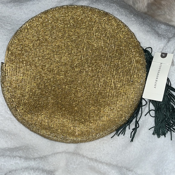 💛🩵🩷 NWT GORGEOUS ANTHROPOLOGIE CIRCULAR BEADED MONOGRAMMED L CLUTCH 🩷🩵💛 - Picture 5 of 6
